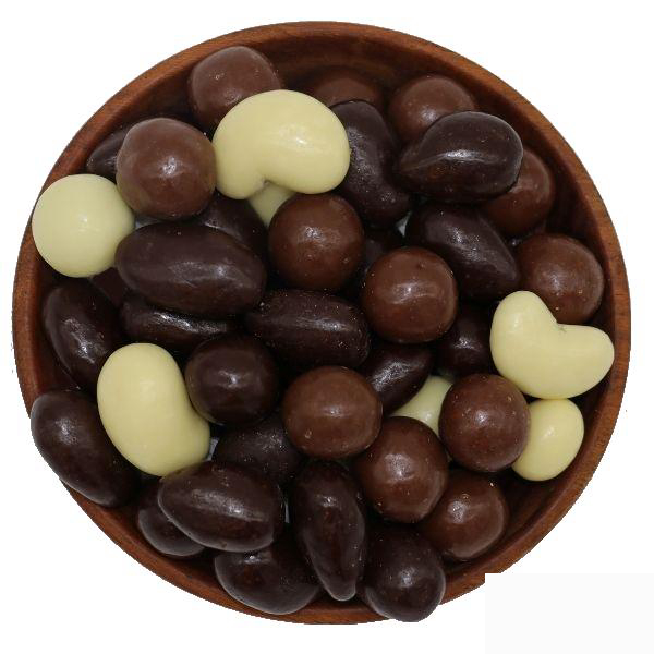 Økologiske mandler, hasselnødder, cashewnødder overtrukket med lækker belgisk chokolade.